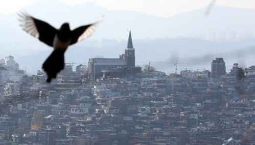 한남3구역이 재개발 사업을 두고 논란에 휩싸였다. 사진은 한남3구역의 모습.<연합뉴스>